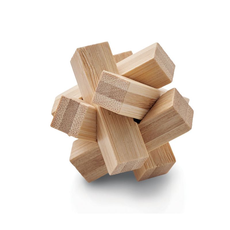 Puzzle de bambú con forma de estrella