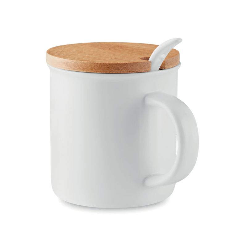 Taza de porcelana con cuchara