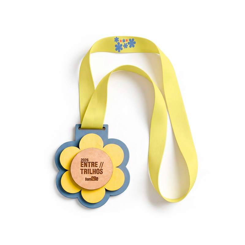 Medallas Personalizadas con 2 Apliques en MDF Crudo, Impresión UV y Grabado Láser