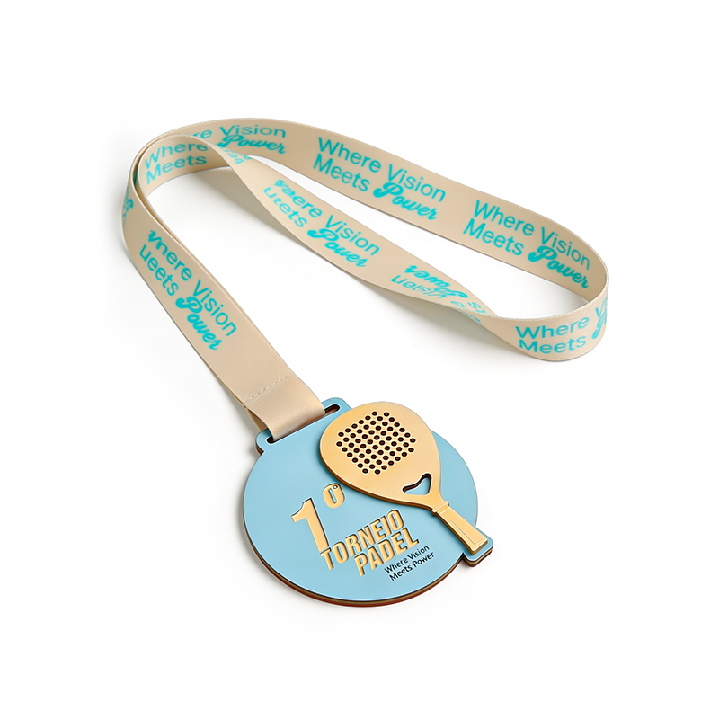 Medallas Personalizadas en MDF Crudo con Aplique de Abedul Troquelado e Impresión UV