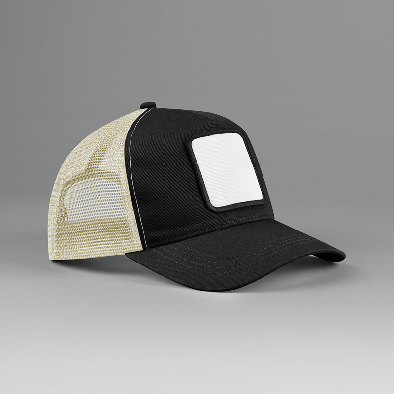 Gorra trucker de 5 paneles con parche cuadrado