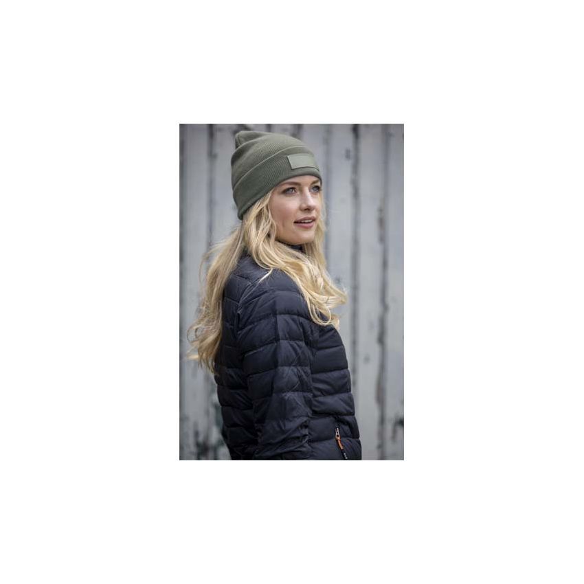Gorro con aplicación 