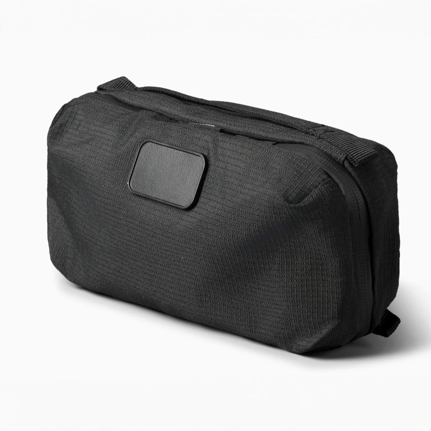 COVE Bolsa de accesorios tecnológicos en material reciclado de los océanos