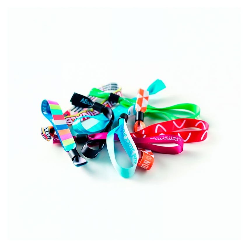 Pulsera 100% Personalizada CON ANILLA