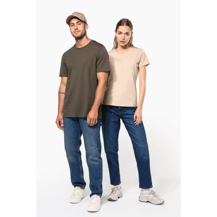 Camiseta de manga corta con cuello redondo