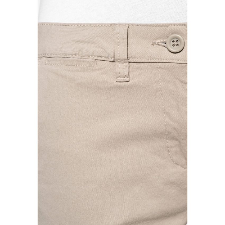 Bermuda de mujer de corte chino