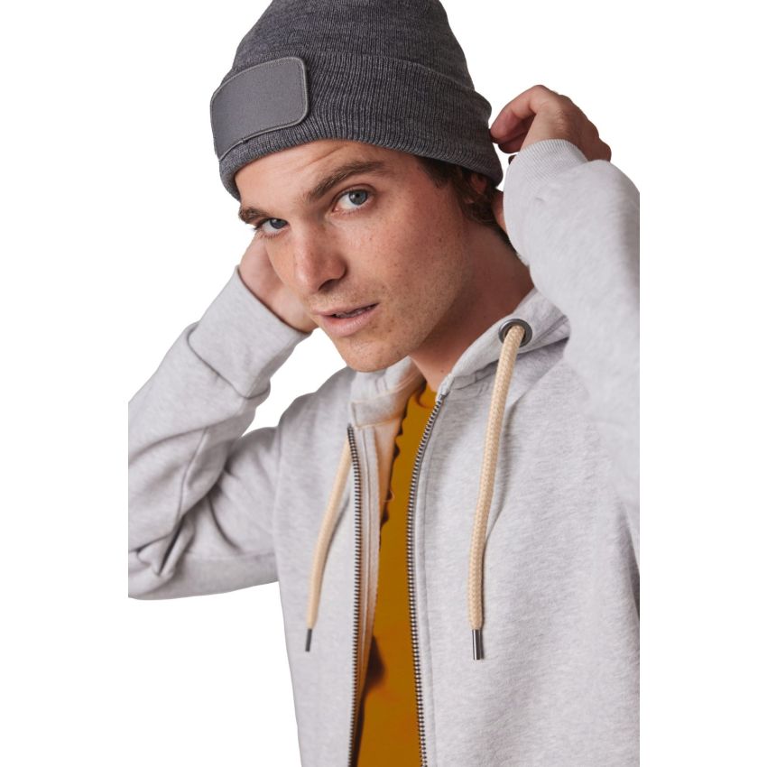 Gorro reciclado con parche y forro Thinsulate™
