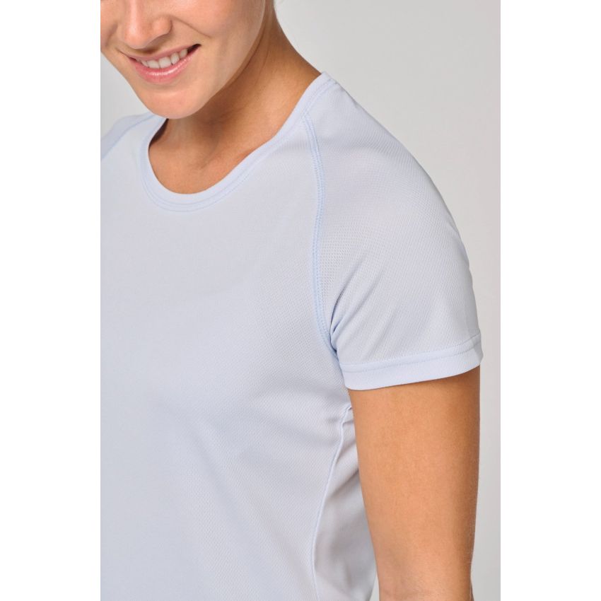 Camiseta deportiva de mujer de material reciclado con cuello redondo