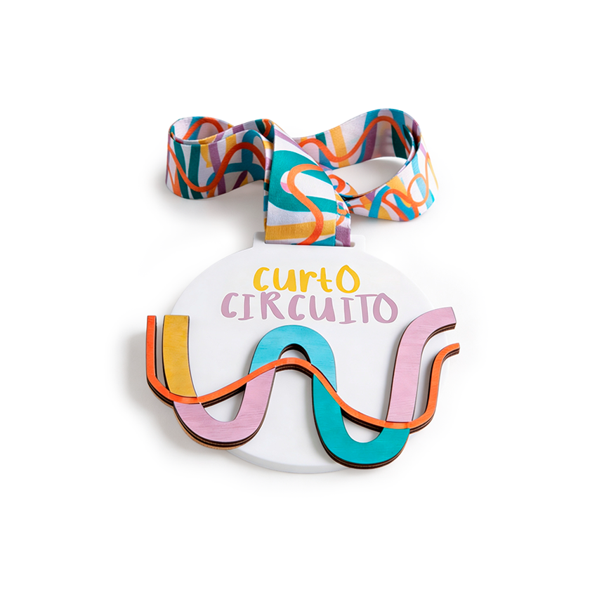 Medallas Personalizadas de Acrílico con Aplique en MDF Crudo e Impresión UV